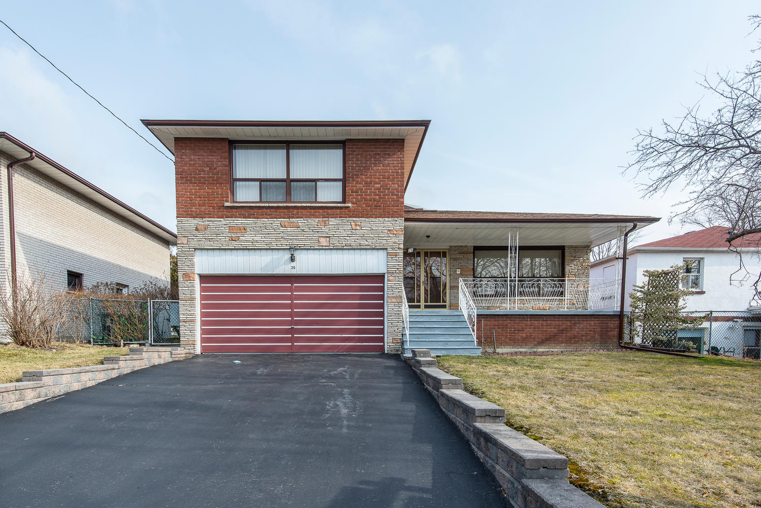 Top 5 Reasons Why You Should Live in Toronto!